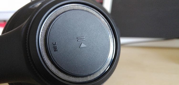 plantronics-backbeat-pro-03