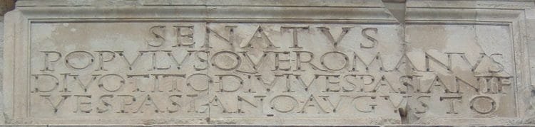 Arco de Tito, cuyas letras sirvieron de inspiración para las nuevas tipografías romanas.